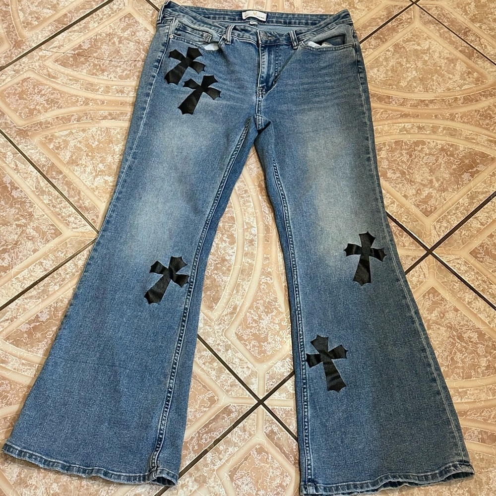 Austin Landing Gothic Crosses Flare Leg Blue Jeans - Picture 8 of 15